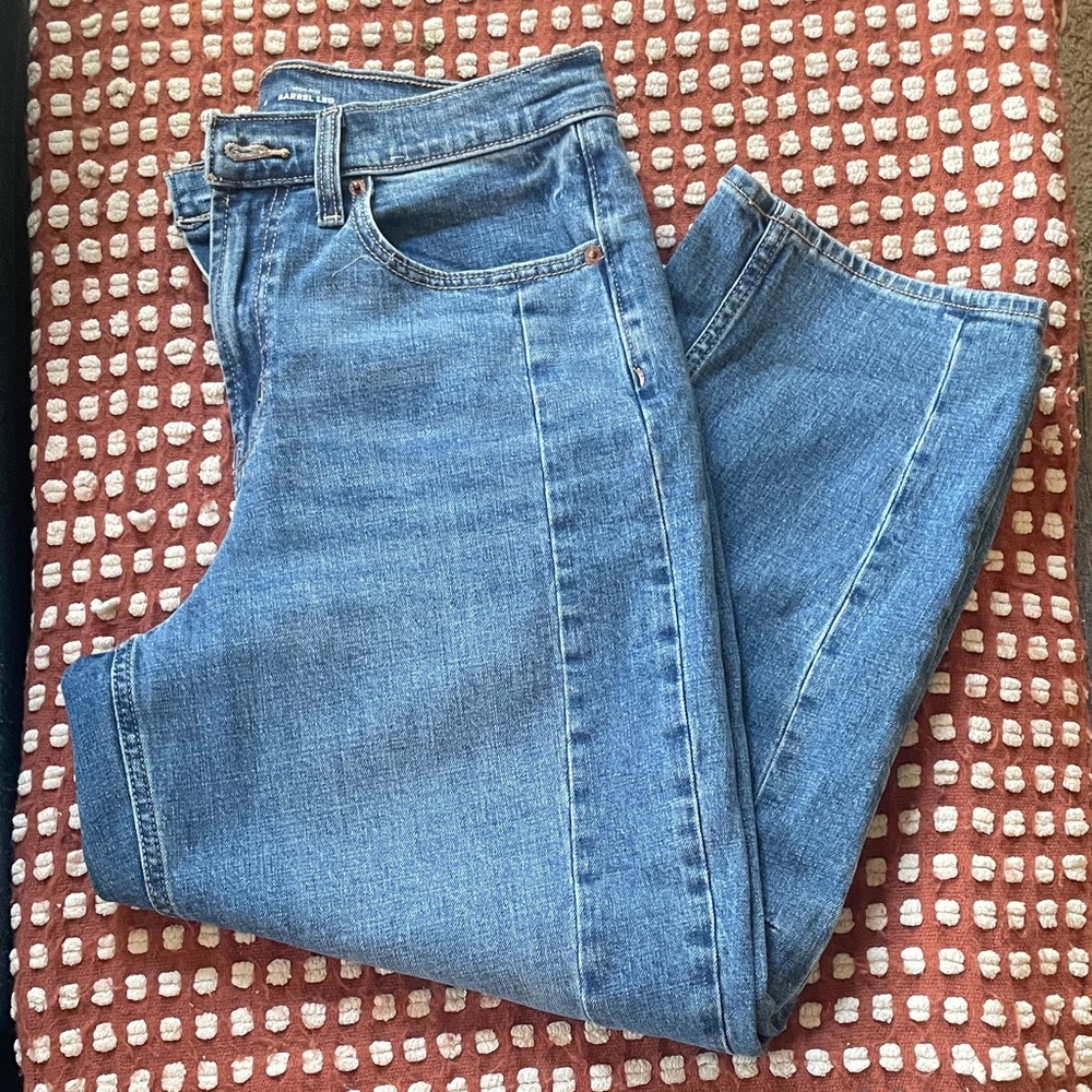 Old Navy Barrel Leg Jeans